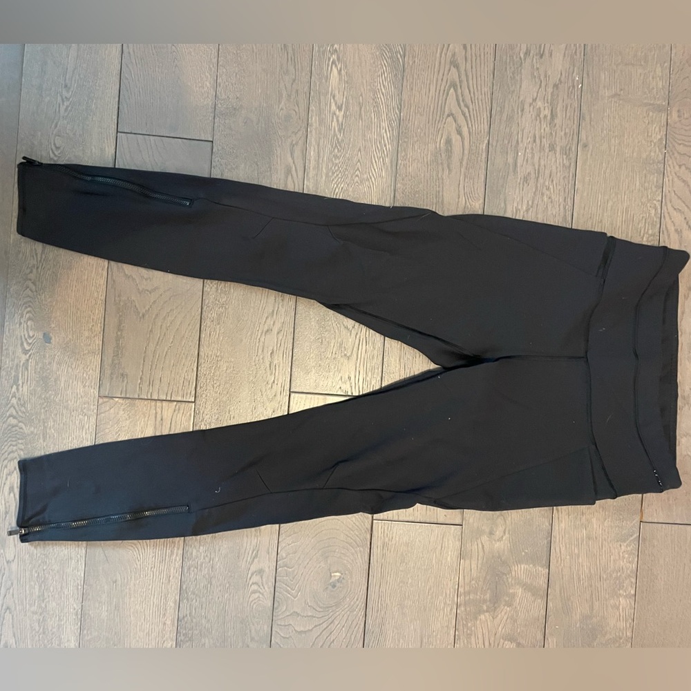 Athleta black leggings